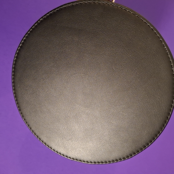 Cakeworthy Universal Monsters Purse - Picture 5 of 8